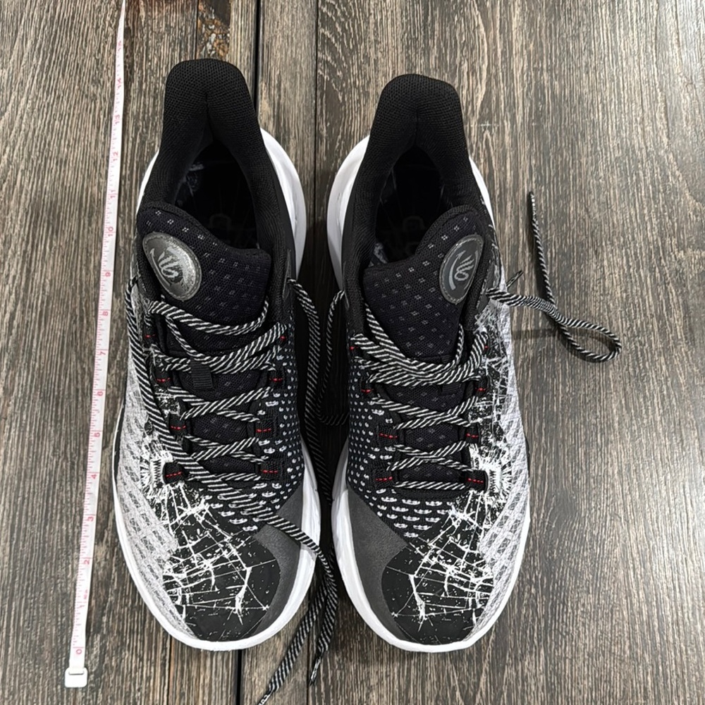 Men's Black and White Athletic Shoes